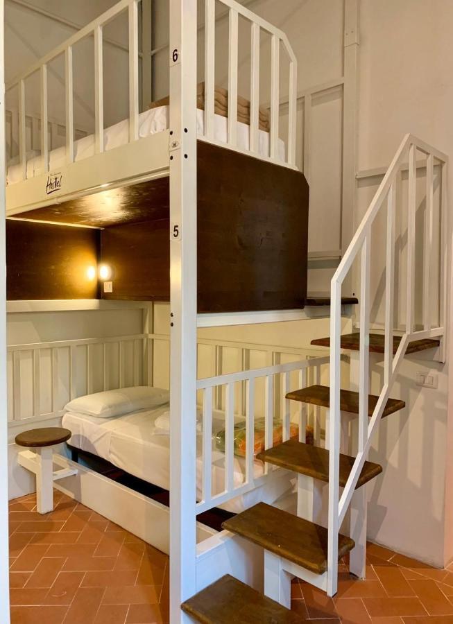 New Generation Hostel פירנצה מראה חיצוני תמונה
